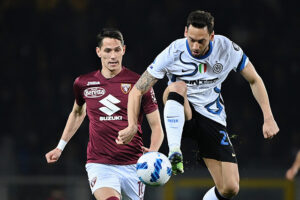 Un'azione di Torino - Inter (LaPresse)