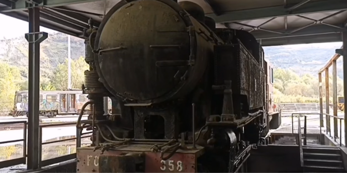 La locomotiva a vapore Fcl 358