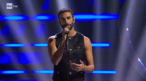 Sanremo 2023, Marco Mengoni trionfa al Festival 10 anni dopo 2