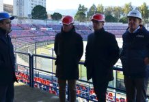 Stadio “Marulla”, via ai lavori. Oggi il primo sopralluogo in Tribuna Rao Il Sindaco Franz Caruso e Assessore Covelli con il responsabile della sicurezza del Cosenza Calcio Luca Giordano