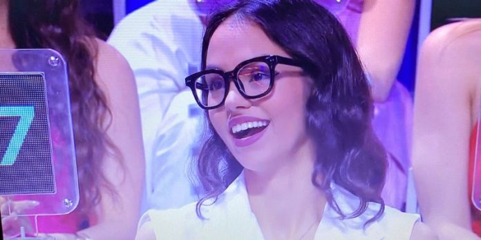 La bella Hiba 'Miss Mondo Calabria 2021' a Ciao Darwin