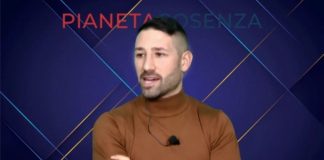 Marchio, dichiarazione d’amore alla Pirossigeno durante “Pianeta Cosenza” Paride Marchio negli studi de Il Dot Tv