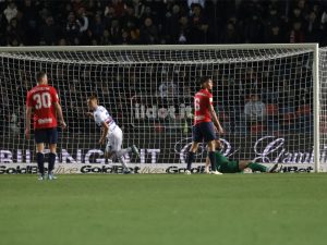 Il raddoppio di De Luca in Cosenza-Sampdoria Foto Farina