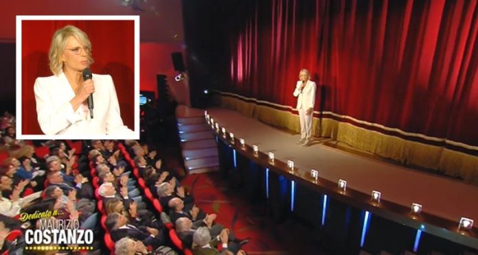 Maria De Filippi Non ho rilasciato interviste su Maurizio Costanzo per non banalizzare l'amore e il dolore Maria De Filippi Non ho rilasciato interviste su Maurizio per non banalizzare l'amore e il dolore