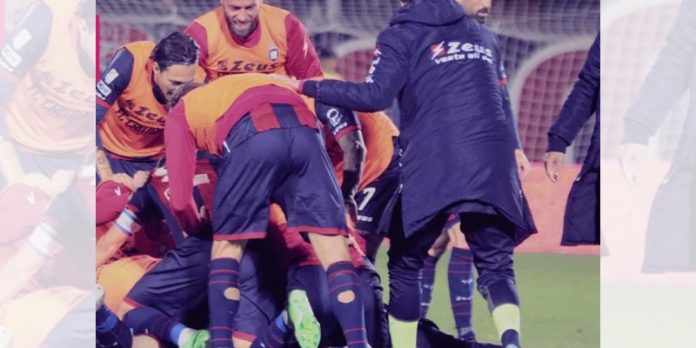 Crotone ai playoff (foto FC Crotone)