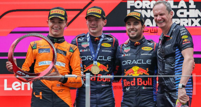 F1 La leggenda cinese porta il nome di Verstappen, Ferrari giù dal podio