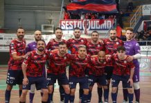 Futsal, la Pirossigeno Cosenza centra la salvezza in Serie A! La Pirossigeno Cosenza che ha conquistato la salvezza (foto Michele De Marco)