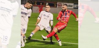 Serie C: già finita l’avventura playoff del Crotone. Passa il Picerno Esposito realizza il gol dell'1-0 (foto pagina Facebook AZ Picerno)