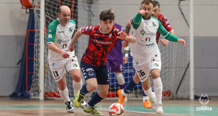 Futsal, Adornato si lega alla Pirossigeno Cosenza per un altro anno