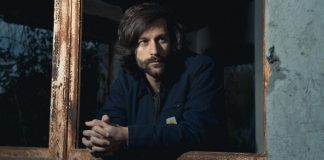 Luca coi Baffi: in esclusiva su YouTube la cover di “Hipsteria” de I Cani