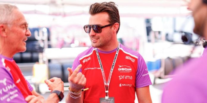 Simone Iaquinta pits Imola2024 PH.Porsche