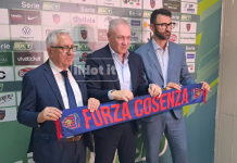 Cosenza, svelata la composizione dello staff di Alvini Alvini si presenta a Cosenza Un privilegio, abbiamo voglia di far bene
