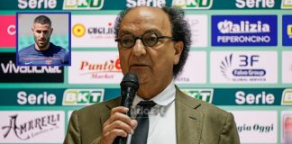 Tutino è del Cosenza. Ben fatto presidente Guarascio, ben fatto! Eugenio Guarascio in conferenza stampa (foto Francesco Farina)