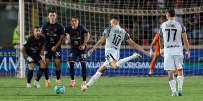 Caligara in Cosenza-Ascoli '23/'24 (foto Mannarino)