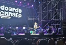 Edoardo Bennato incanta Cosenza: il rock fa invecchiare bene Edoardo Bennato a Cosenza
