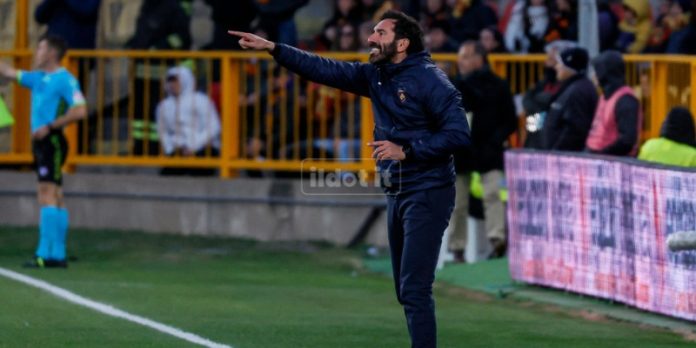Fabio Caserta nel derby al Ceravolo (foto Francesco Farina)
