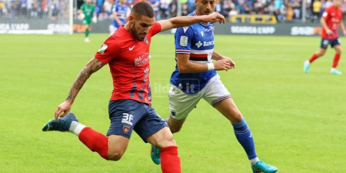 Tutino in Samp-Cosenza della scorsa stagione (foto Mannarino)