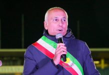 Penalizzazione Cosenza, il Sindaco Caruso: “Misura spropositata” Franz Caruso, sindaco di Cosenza (foto Francesco Farina)