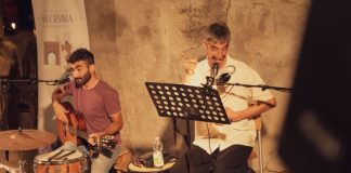 Salgemma Lungro Festival: Max Mazzotta fa il pienone con “I Cavalieri di Aristofane”