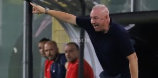È già il Cosenza a immagine e somiglianza di Alvini Le indicazioni di mister Alvini durante Palermo-Cosenza (foto Alessandra Lo Monaco)