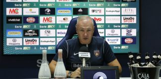 Alvini: “Vogliamo emozionarci con i nostri tifosi” Alvini in conferenza stampa (foto Francesco Farina)