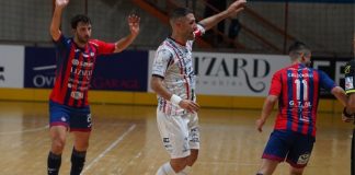 Futsal: la Pirossigeno Cosenza lotta ma esce sconfitta dal match con la Feldi Eboli Il capitano dei lupi Paride Marchio