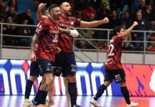 Futsal, la Pirossigeno Cosenza si illude ma viene acciuffata sul 4-4 dalla Came Treviso La gioia di Chilelli, doppietta per lui oggi (foto Michele De Marco)