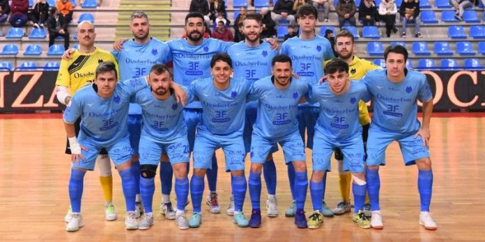 Futsal, mastica amaro la Pirossigeno Cosenza regge l'urto Ecocity Genzano ma perde al fotofinish