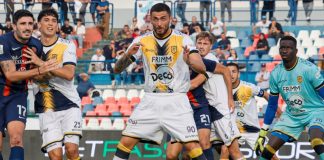 Cosenza: in arrivo Artistico al posto di Sankoh Gabriele Artistico in un recente Cosenza-Juve Stabia (foto Francesco Farina)