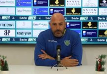 Calabro: “Match molto difficile. Il Cosenza non molla mai, come il suo allenatore” Il tecnico della Carrarese, Calabro, in conferenza stampa