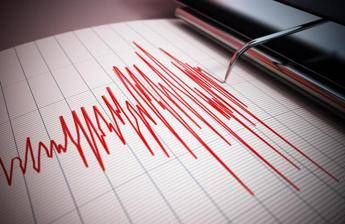 Terremoto in Indonesia, scossa di magnitudo 6 sull’isola di Seram