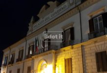 Tentativo di sgombero dell’ex sede scolastica dell’IPstc “Padre Tarcisio Pisani” di Paola: interviene la Provincia palazzo della Provincia di Cosenza
