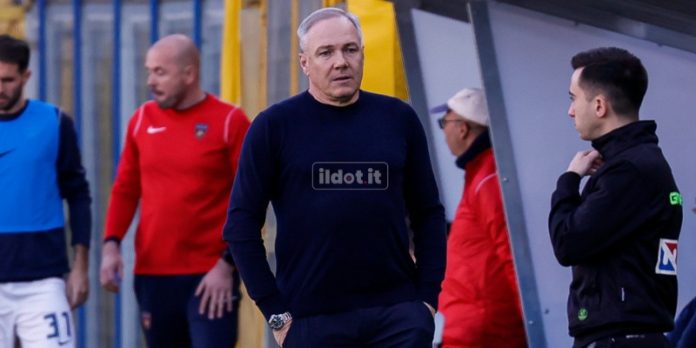 Massimiliano Alvini esonerato (foto Francesco Farina)