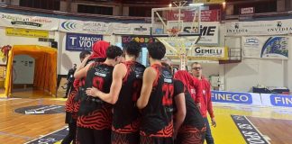 Basket: Sintegra Rende espugna Barcellona, due punti d’oro per la squadra calabrese Sintegra Rende espugna Barcellona due punti d'oro per la squadra calabrese