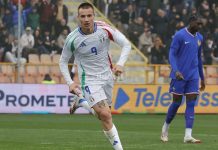 Elite Round U19, nella nebbia del “Ceravolo” l’Italia batte la Francia. Vittoria vana, passa la Spagna Camarda esulta dopo il gol dell'1-0 in Italia-Francia (foto Francesco Farina)