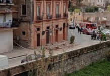 Cosenza: crolla un cornicione in via Lungo Crati De Seta, non ci sono feriti