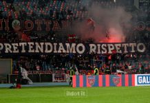 Cosenza-Pisa, la Curva Nord Catena: “Domani senza striscioni” Lo striscione esposto dai tifosi della curva nord in Cosenza-Reggiana (foto Francesco Farina)