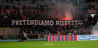 Cosenza-Pisa, la Curva Nord Catena: “Domani senza striscioni” Lo striscione esposto dai tifosi della curva nord in Cosenza-Reggiana (foto Francesco Farina)
