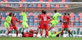 Cosenza, fine dei giochi. Con il Pisa un’altra umiliazione (0-3) Moreo porta in vantaggio il Pisa sul Cosenza (foto Michele De Marco)