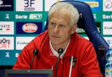 Cosenza-Pisa, Tortelli: “Bisogna ritrovare lo spirito giusto per salvarci” Tortelli in conferenza stampa (foto Francesco Farina)