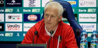 Cosenza-Pisa, Tortelli: “Bisogna ritrovare lo spirito giusto per salvarci” Tortelli in conferenza stampa (foto Francesco Farina)
