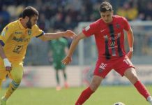Frosinone-Cosenza 2-2: le pagelle dei rossoblù Cruz durante Frosinone-Cosenza (foto pagina Facebook Cosenza Calcio)