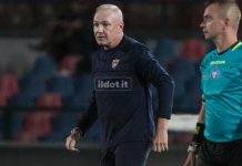 Cosenza-Brescia, Alvini alla vigilia: “Partita determinante, siamo pronti” Massimiliano Alvini durante un match dei lupi (foto Francesco Farina)