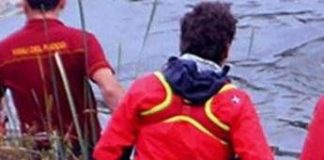 Milano, 17enne si tuffa nell’Adda e non riemerge: dopo il fango riprendono ricerche