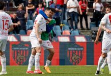 Tfn: Brescia penalizzato di 4 punti, è serie C Il Brescia nell'ultima gara al "Marulla" contro il Cosenza (foto Francesco Farina)