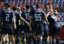 Cosenza-Bari 1-0: le pagelle dei rossoblù L'esultanza dei calciatori del Cosenza (foto di Francesco Farina)
