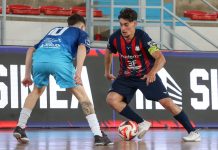 Futsal: Pirossigeno Cosenza U19 fuori dai playoff a testa alta Il capitano rossoblù Andrea Cambareri (foto Michele De Marco)