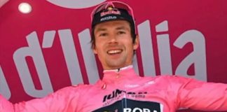Giro d’Italia, maxi caduta: Ulissi in maglia rosa, van Aert ritrovato Giro d’Italia, maxi caduta: Ulissi in maglia rosa, van Aert ritrovato