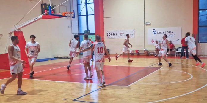 Testo Dot Basket, giovedì Gara 2 dei playout per la Sintegra Rende