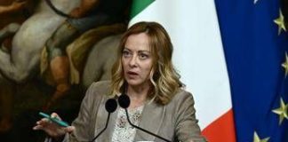 Ucraina, Meloni: “Da Russia nessun passo verso la pace. Con Trump lavoriamo per negoziati”